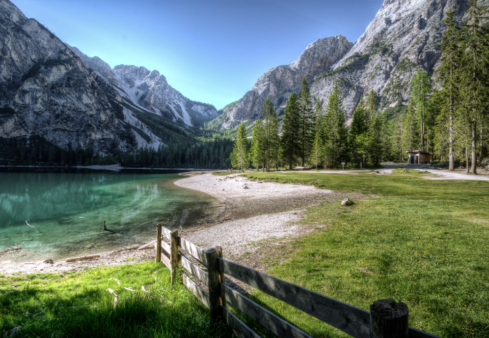 Lac de montagne, photo d'origine